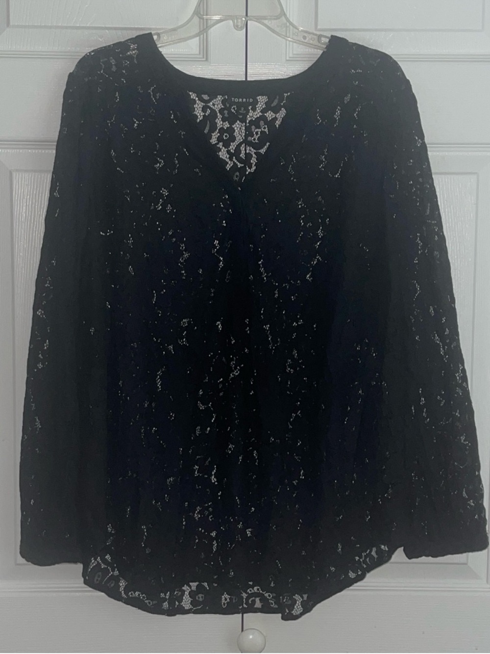 Torrid Black Lace Long Sleeve V-Neck Blouse Size 2 (18/20/2X)